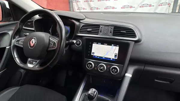 Renault Kadjar 2022 - 18900 EUR, 87000 km - AUTO.MOTO.pt - 87000km - foto 12 de 12