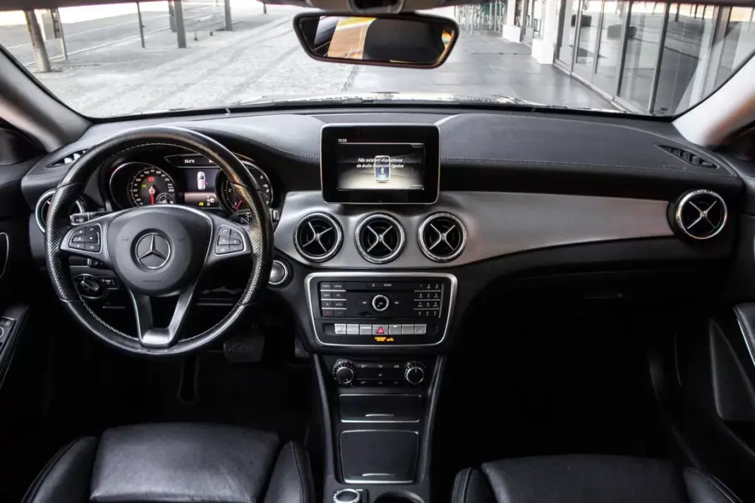 Mercedes-Benz CLA 200 2018 - 17990 EUR, 187896 km - 187896km - foto 27 de 33