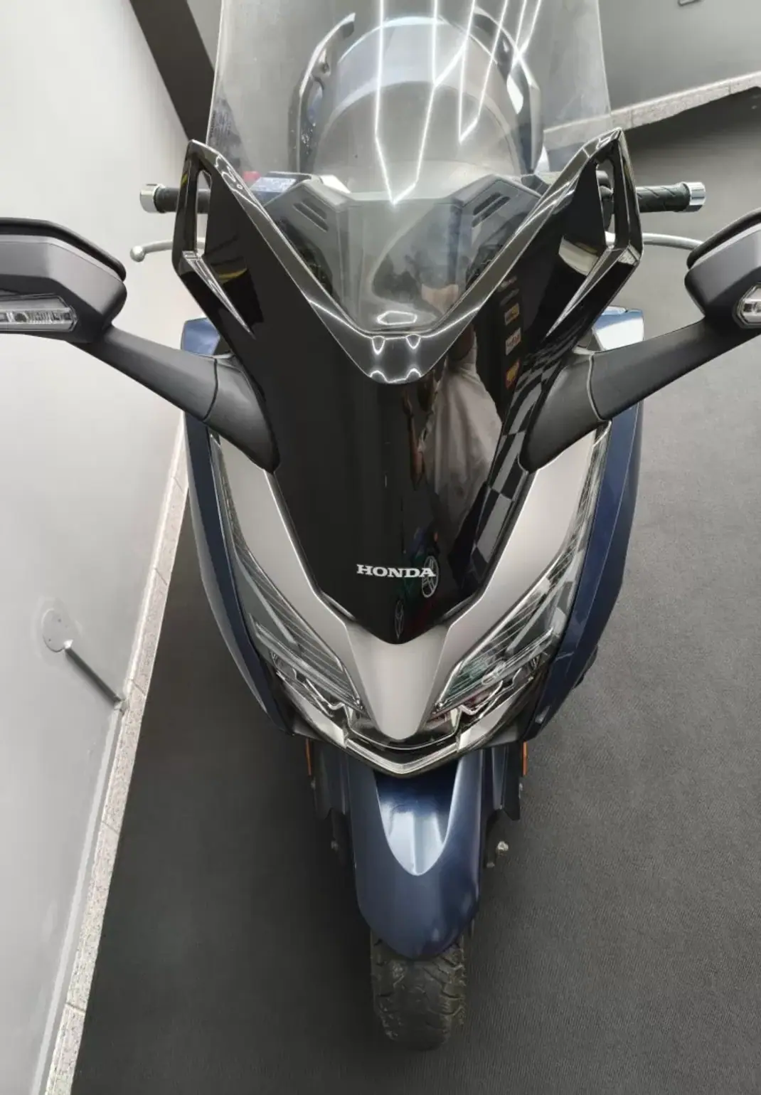 Honda Forza 2018 - 3890 EUR, 41000 km - AUTO.MOTO.pt - 41000km - foto 8 de 21