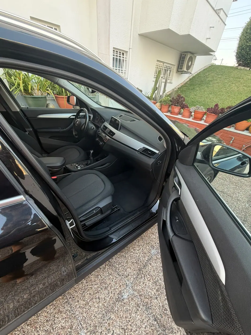 BMW X1 2017 - 17000 EUR, 165000 km - 165000km - foto 12 de 14