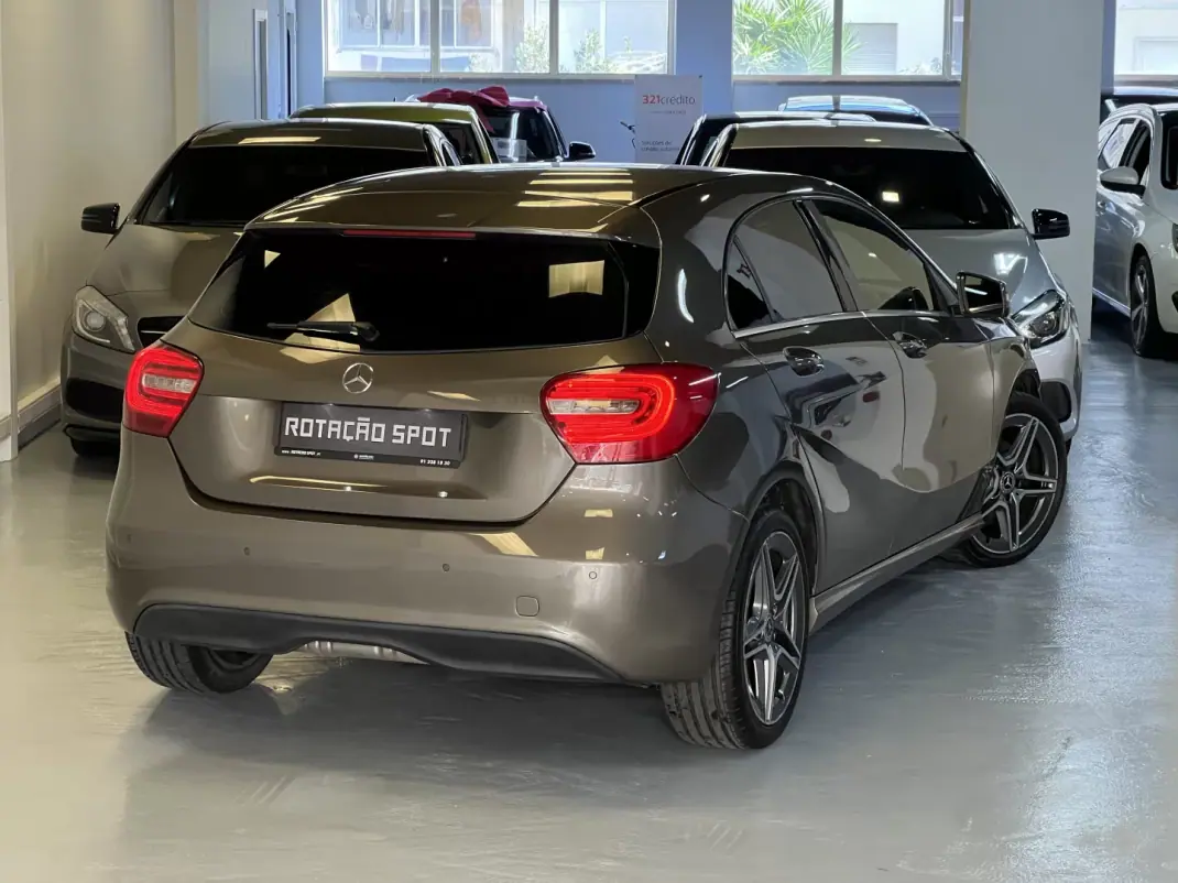 Mercedes-Benz A 180 2013 - 12990 EUR, 180000 km - AUTO.MOTO.pt - 180000km - foto 4 de 36