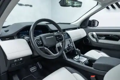 Land Rover Discovery Sport 2021 - 36950 EUR, 63000 km - AUTO.MOTO.pt - 63000km - foto 17 de 59