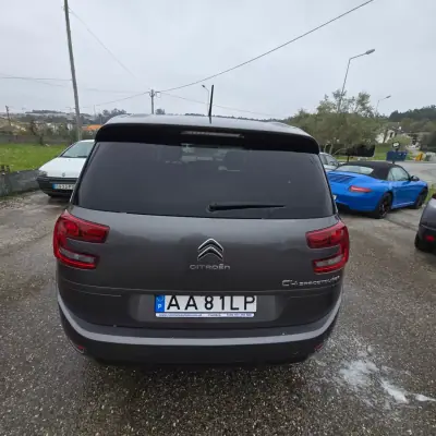 Citroën C4 Spacetourer 2020 - 15950 EUR, 102250 km - AUTO.MOTO.pt - 102250km - foto 4 de 15