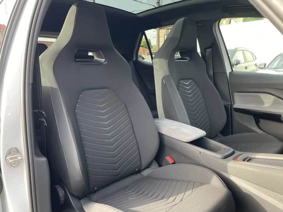 Cupra Born 2022 - 23495 EUR, 49504 km - AUTO.MOTO.pt - 49504km - foto 17 de 37