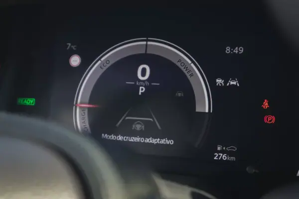 Toyota Corolla Touring Sports 2023 - 26500 EUR, 41100 km - AUTO.MOTO.pt - 41100km - foto 17 de 26