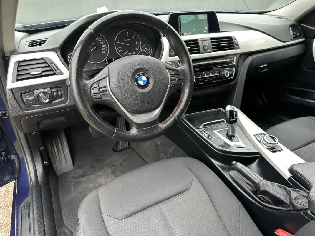BMW 316 2017 - 16000 EUR, 280000 km - 280000km - foto 23 de 56