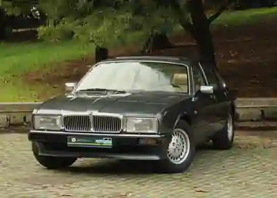 Jaguar XJ6 3.2 E2 1992 - 16900 EUR, 91000 km - foto 4 de 15