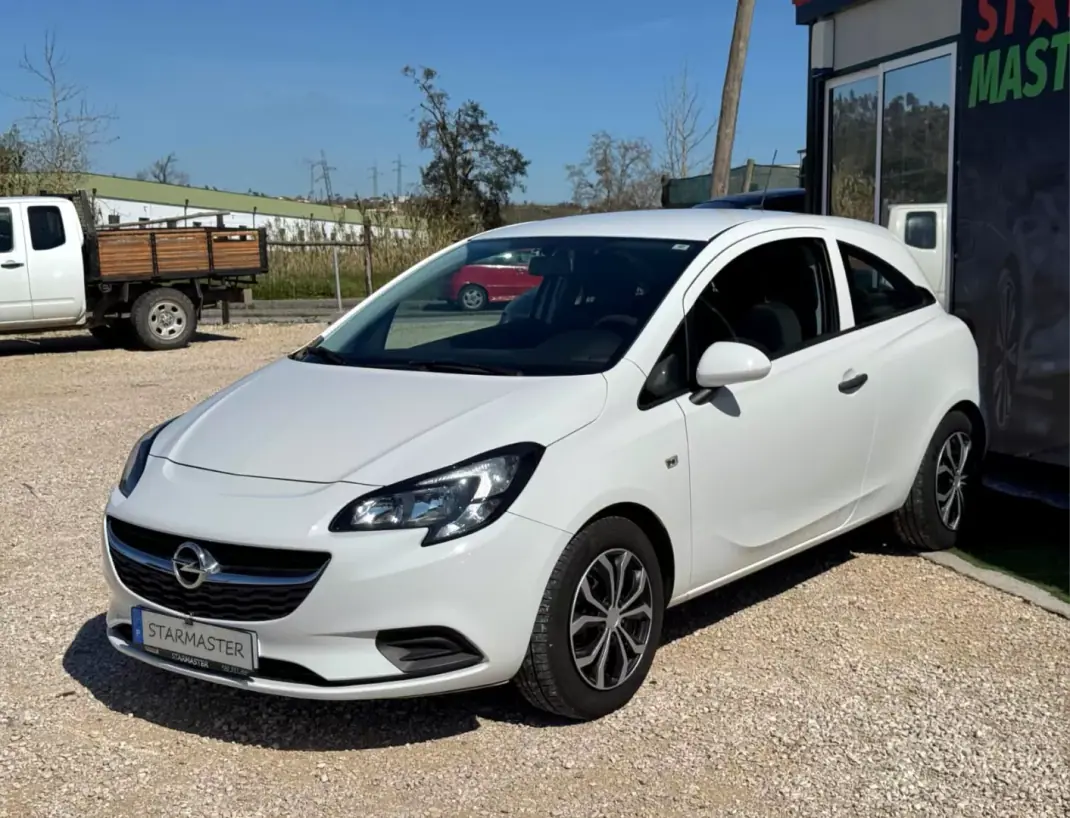 Opel Corsa 2018 - 6450 EUR, 214881 km - AUTO.MOTO.pt - 214881km - foto 3 de 15