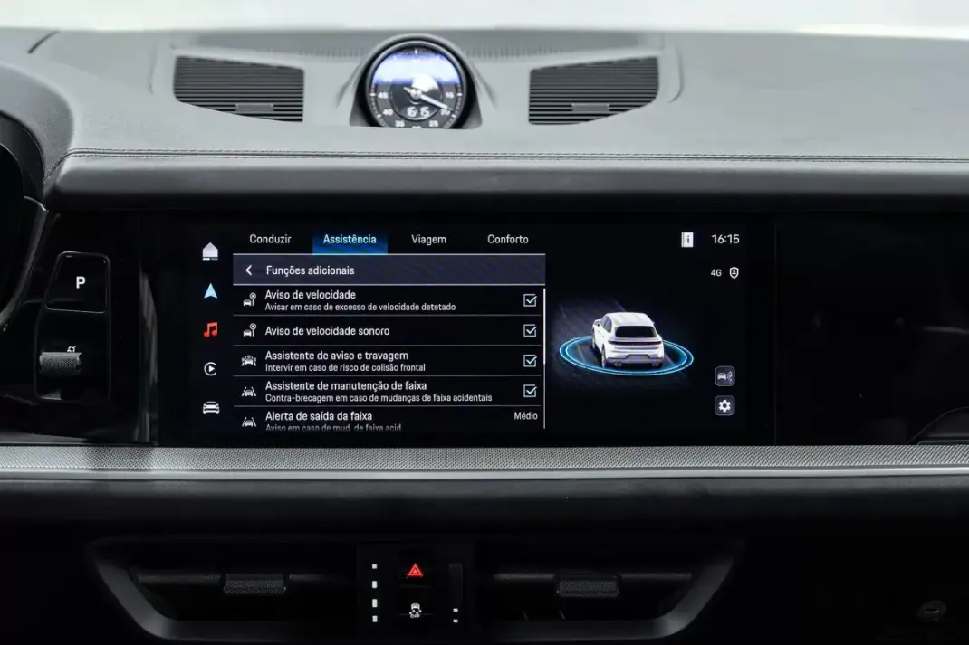 Porsche Cayenne 2024 - 97950 EUR, 32000 km - AUTO.MOTO.pt - 32000km - foto 41 de 55