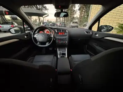 Citroën C4 2012 — photo 4 of 16