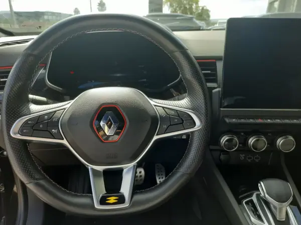 Renault Arkana 2022 - 33490 EUR, 20820 km - AUTO.MOTO.pt - 20820km - foto 18 de 28