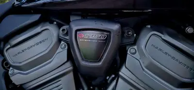 Harley-Davidson Softail® Breakout® 2022 - 17990 EUR, 10400 km - AUTO.MOTO.pt - 10400km - foto 5 de 24