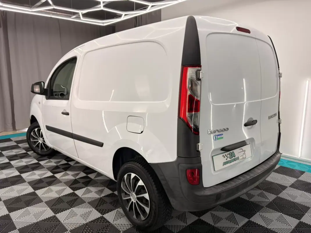 Renault KANGOO 1.5 DCI ENERGY S/S BUSINESS 2017 - 7750 EUR, 139000 km - AUTO.MOTO.pt - 139000km - foto 7 de 17
