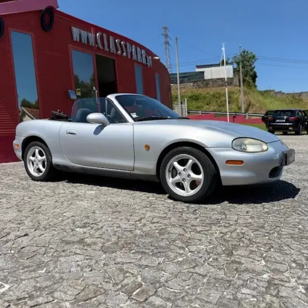 Mazda MX-5 2000 - 9500 EUR, 200000 km - AUTO.MOTO.pt - 200000km - foto 13 de 13