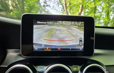 Mercedes-Benz C 200 2015 - 13750 EUR, 234000 km - AUTO.MOTO.pt - 234000km - foto 23 de 23