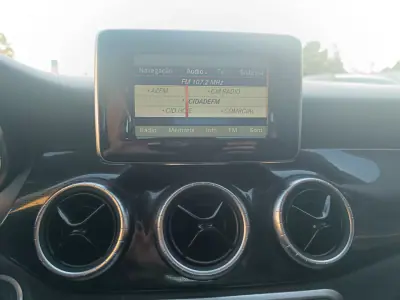 Mercedes-Benz CLA 200 2013 - 16900 EUR, 165407 km - AUTO.MOTO.pt - 165407km - foto 20 de 23