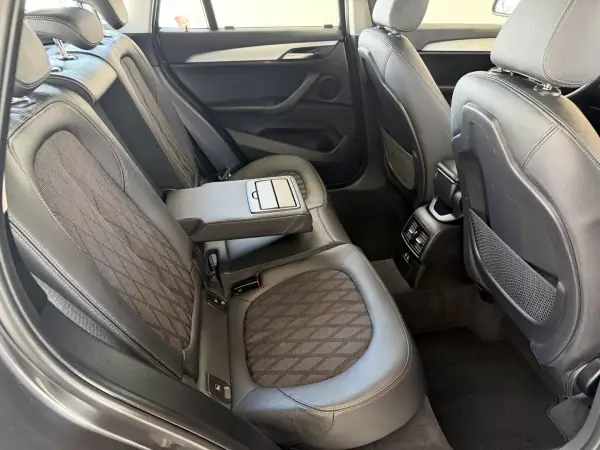 BMW X1 2019 - 22000 EUR, 58000 km - AUTO.MOTO.pt - 58000km - foto 32 de 112