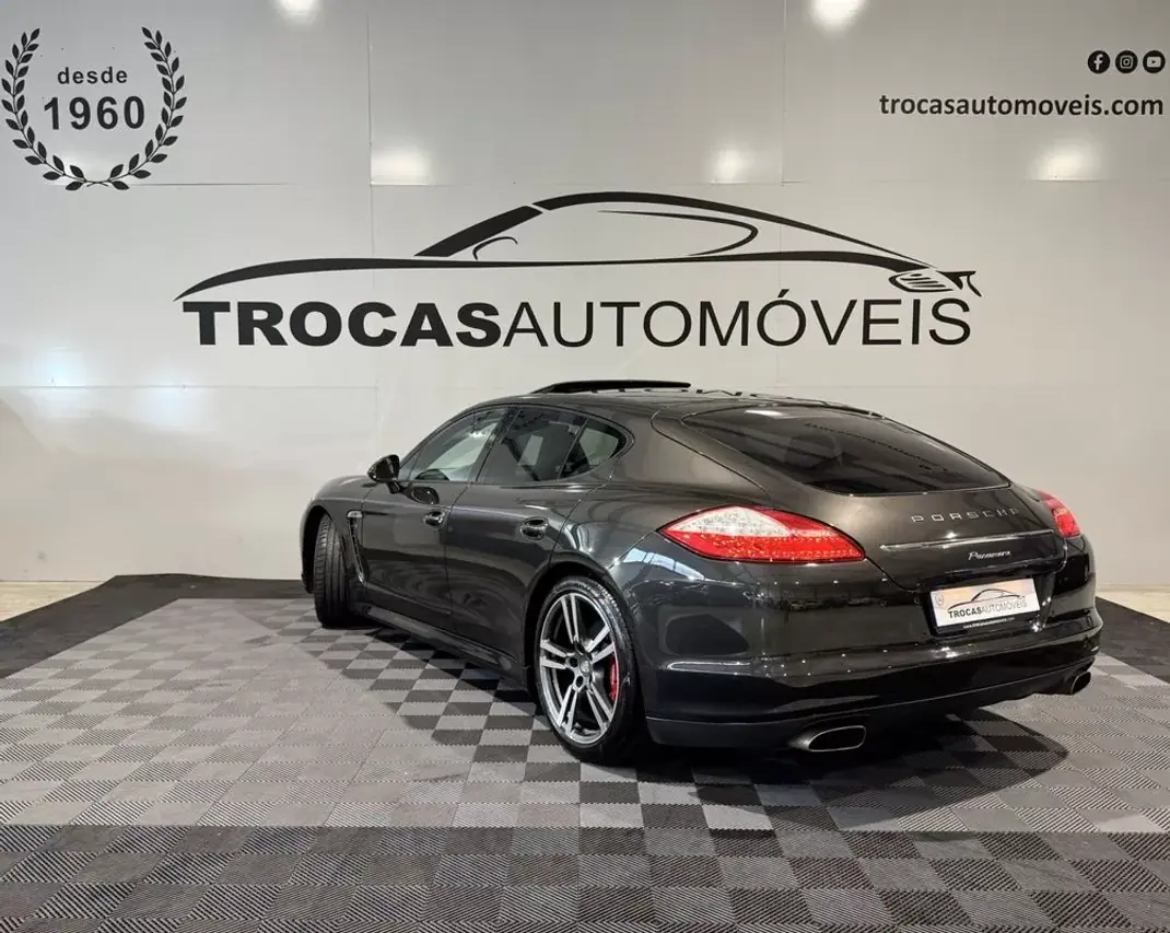 Porsche Panamera 2011 - 36900 EUR, 197360 km - 197360km - foto 58 de 60