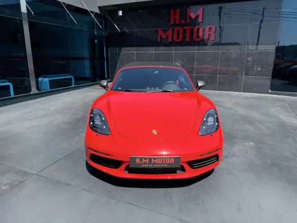 Porsche 718 Boxster 2023 - 87900 EUR, 29000 km - AUTO.MOTO.pt - 29000km - foto 25 de 26