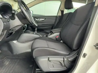 Nissan Qashqai 2014 - 17900 EUR, 167439 km - AUTO.MOTO.pt - 167439km - foto 17 de 28