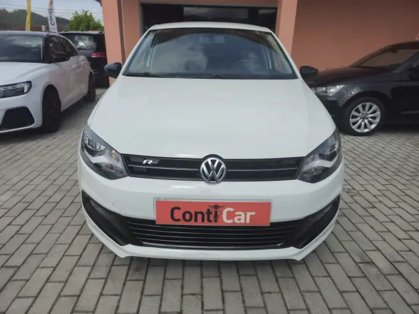 Volkswagen Polo 2014 - 8500 EUR, 127000 km - AUTO.MOTO.pt - 127000km - foto 2 de 16