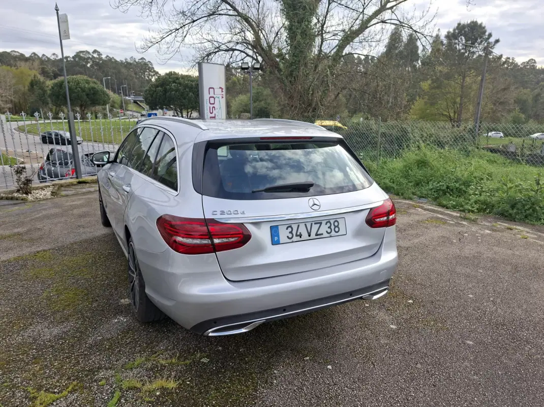 Mercedes-Benz C 200 2019 - 24250 EUR, 95512 km - AUTO.MOTO.pt - 95512km - foto 27 de 27
