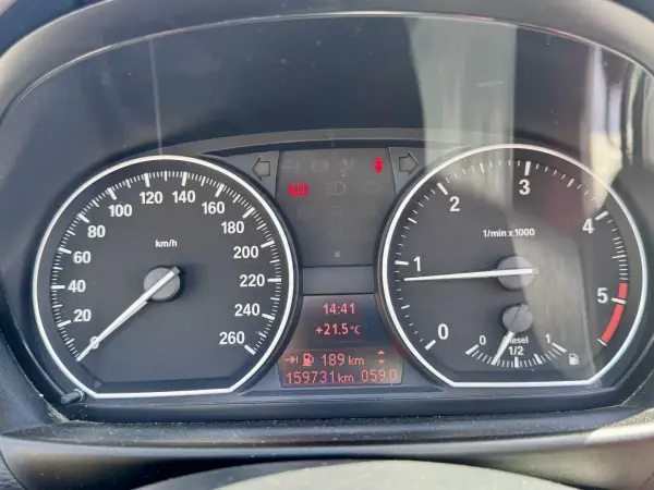 BMW 120 2010 - 14950 EUR, 159000 km - AUTO.MOTO.pt - 159000km - foto 17 de 24