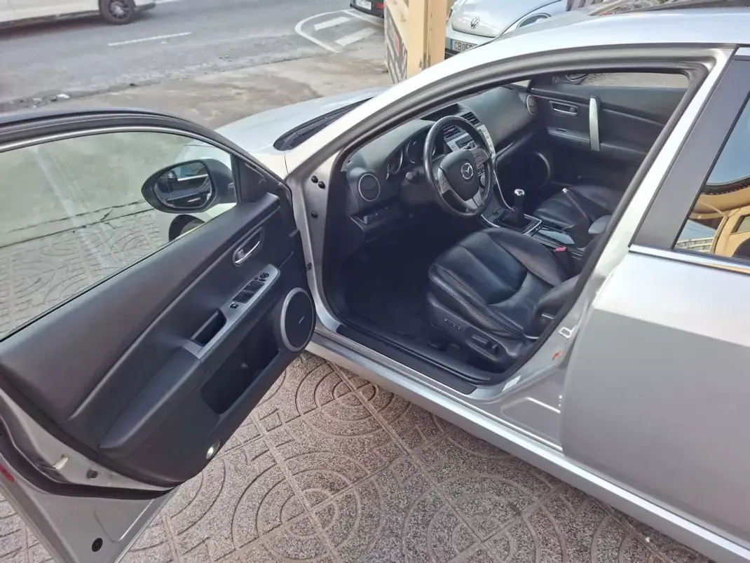 Mazda 6 2009 - 6900 EUR, 230000 km - 230000km - foto 16 de 34