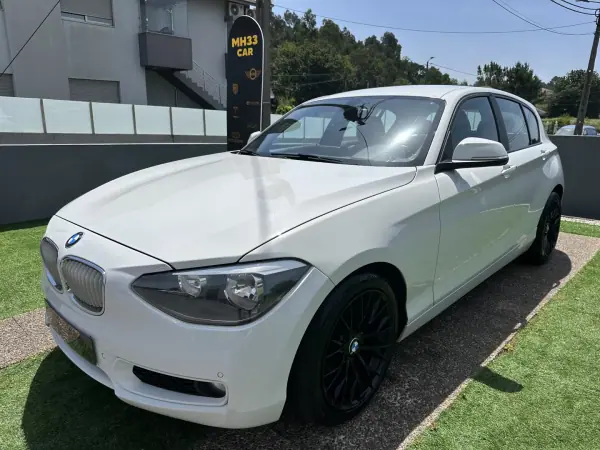 BMW 118 2015 - 16000 EUR, 220000 km - AUTO.MOTO.pt - 220000km - foto 3 de 65