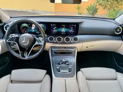 Mercedes-Benz E 300 2020 - 31480 EUR, 125000 km - AUTO.MOTO.pt - 125000km - foto 11 de 15