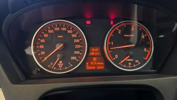 BMW X5 2008 - 16900 EUR, 205395 km - AUTO.MOTO.pt - 205395km - foto 49 de 64