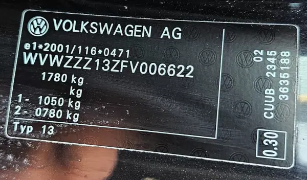 Volkswagen Scirocco 2015 - 18999 EUR, 160000 km - AUTO.MOTO.pt - 160000km - foto 11 de 18