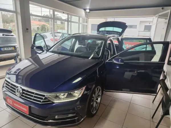 Volkswagen Passat Variant 2018 - 21990 EUR, 137500 km - AUTO.MOTO.pt - 137500km - foto 18 de 44