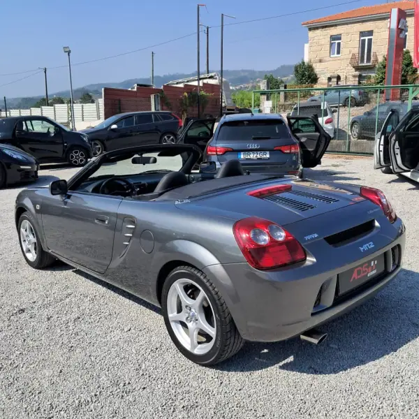 Toyota MR2 2005 - 20990 EUR, 23000 km - AUTO.MOTO.pt - 23000km - foto 10 de 20