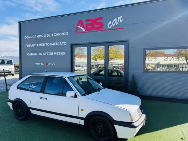 Volkswagen Polo 1992 - 7999 EUR, 130000 km - AUTO.MOTO.pt - 130000km - foto 2 de 18