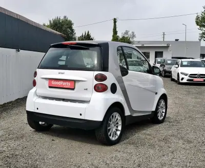 Smart ForTwo Coupé 2009 - 5250 EUR, 180773 km - AUTO.MOTO.pt - 180773km - foto 7 de 23
