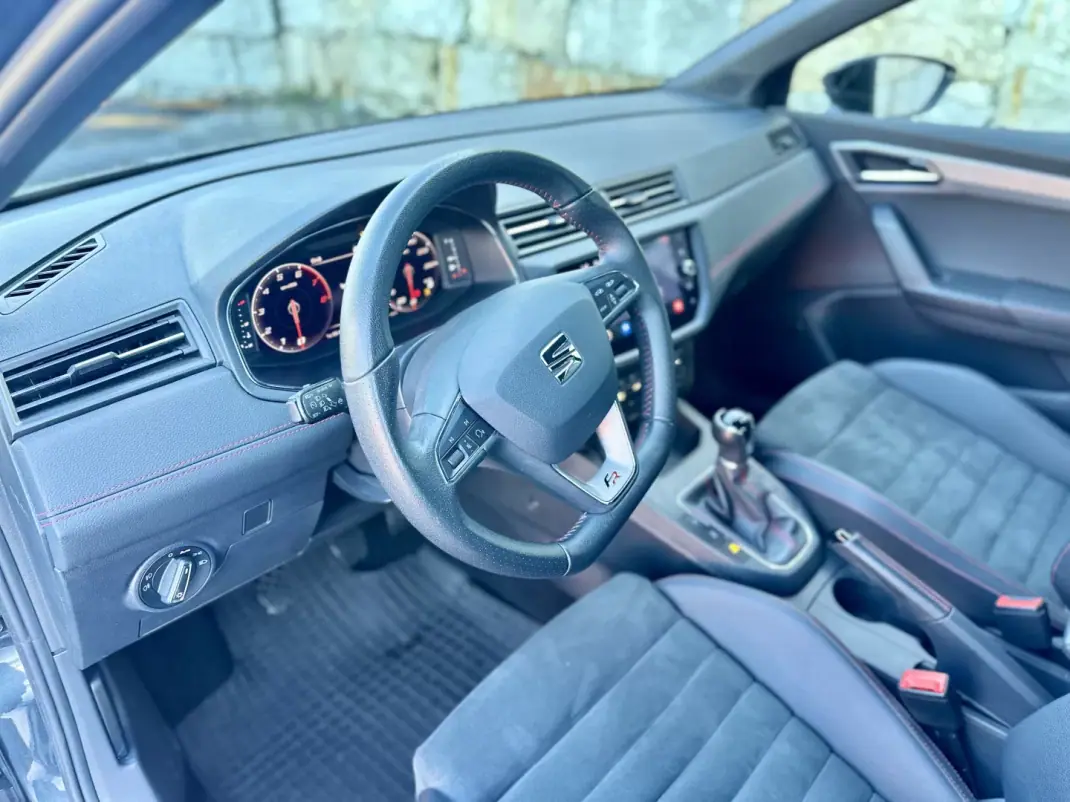 SEAT Ibiza 2021 - 16500 EUR, 77000 km - AUTO.MOTO.pt - 77000km - foto 14 de 30