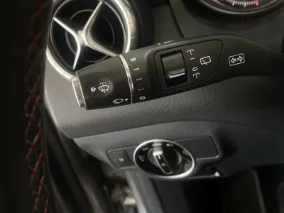 Mercedes-Benz CLA 180 2016 - 22900 EUR, 149000 km - AUTO.MOTO.pt - 149000km - foto 14 de 20