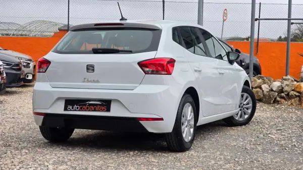 SEAT Ibiza 2023 — foto 3 de 20