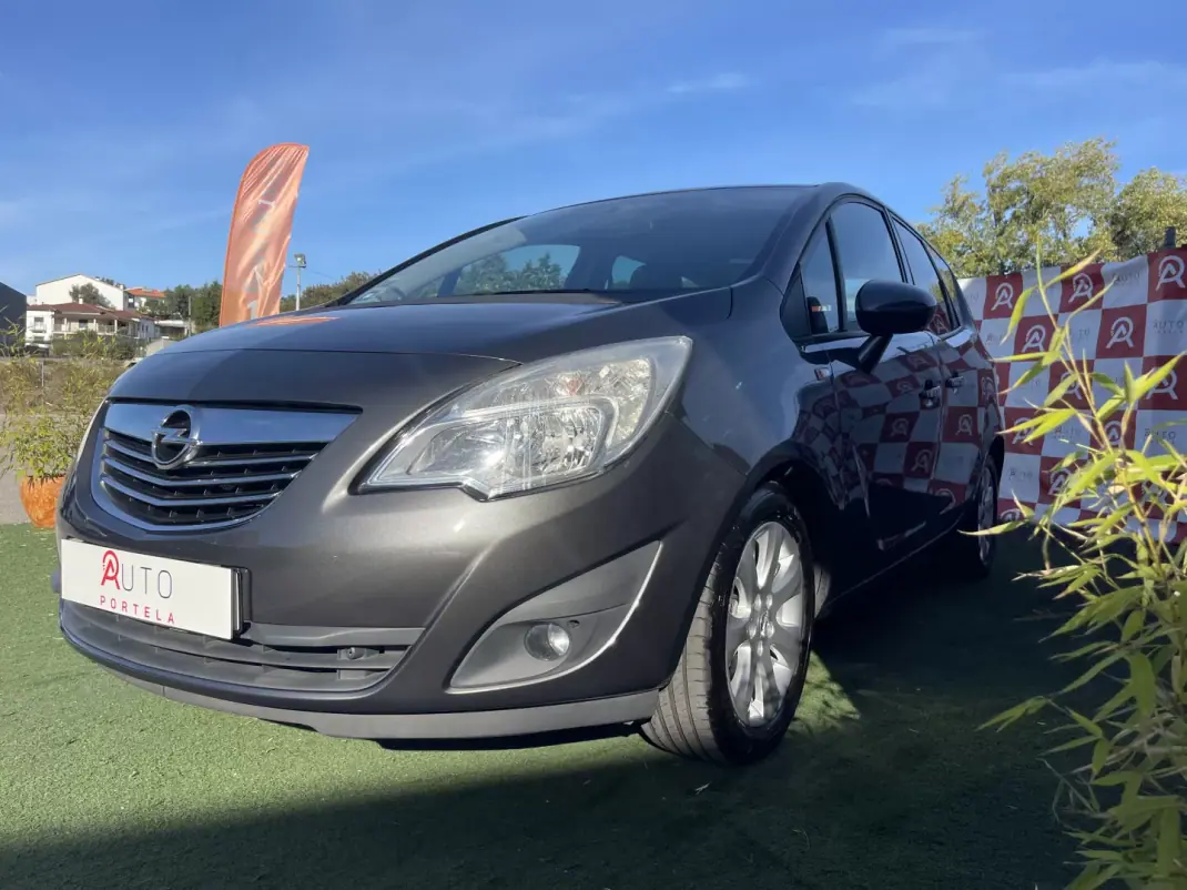 Opel Meriva 2011 - 7490 EUR, 153100 km - AUTO.MOTO.pt - 153100km - foto 5 de 20