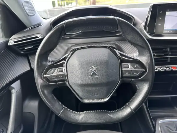 Peugeot 2008 2020 - 14900 EUR, 129000 km - AUTO.MOTO.pt - 129000km - foto 48 de 56