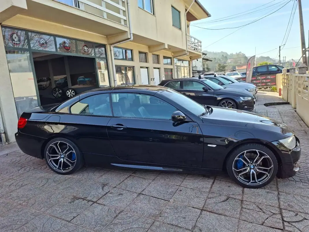 BMW 320 2010 - 15900 EUR, 220000 km - AUTO.MOTO.pt - 220000km - foto 36 de 42