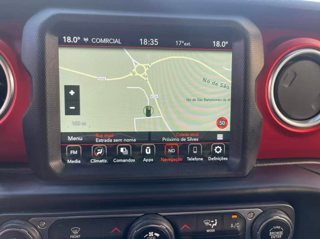 Jeep Wrangler Unlimited 2020 - 58900 EUR, 97594 km - AUTO.MOTO.pt - 97594km - foto 11 de 17