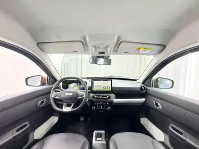 Dacia Spring 2024 - 15750 EUR, 6000 km - AUTO.MOTO.pt - 6000km - foto 10 de 23