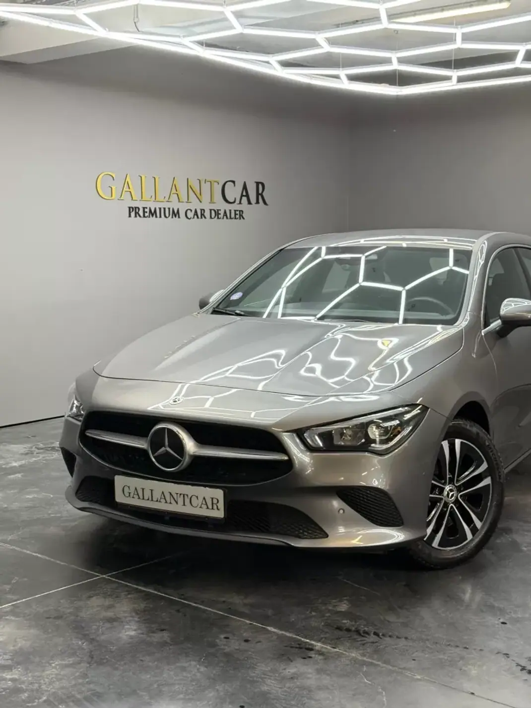 Mercedes-Benz CLA 250 2023 - 29900 EUR, 90100 km - AUTO.MOTO.pt - 90100km - foto 5 de 28