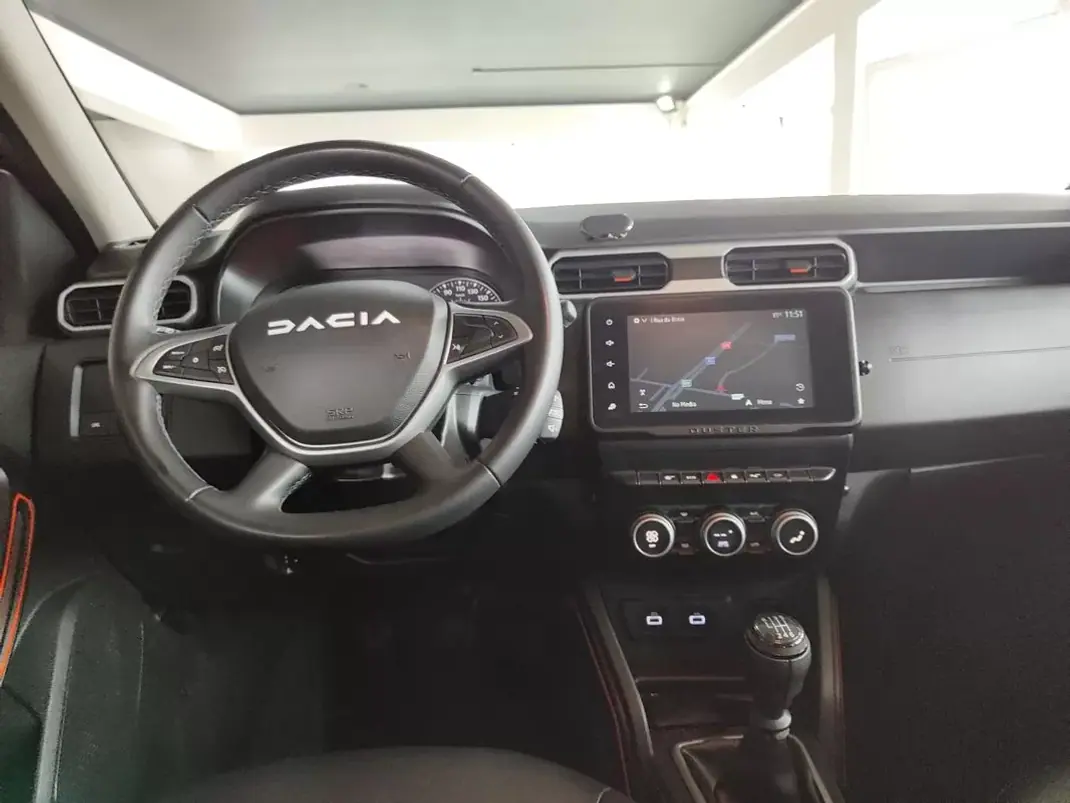 Dacia Duster 2023 - 16750 EUR, 65400 km - AUTO.MOTO.pt - 65400km - foto 35 de 35