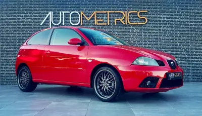 SEAT Ibiza 2008 - 8250 EUR, 175000 km - AUTO.MOTO.pt - 175000km - foto 4 de 9