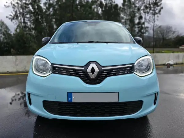 Renault Twingo 2023 - 13990 EUR, 27700 km - AUTO.MOTO.pt - 27700km - foto 2 de 32