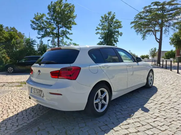 BMW 116 2017 - 13750 EUR, 204041 km - 204041km - foto 24 de 24