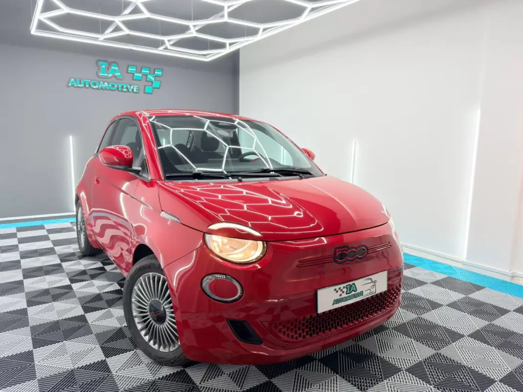 Fiat 500e 2023 - 13250 EUR, 22000 km - AUTO.MOTO.pt - 22000km - foto 4 de 24